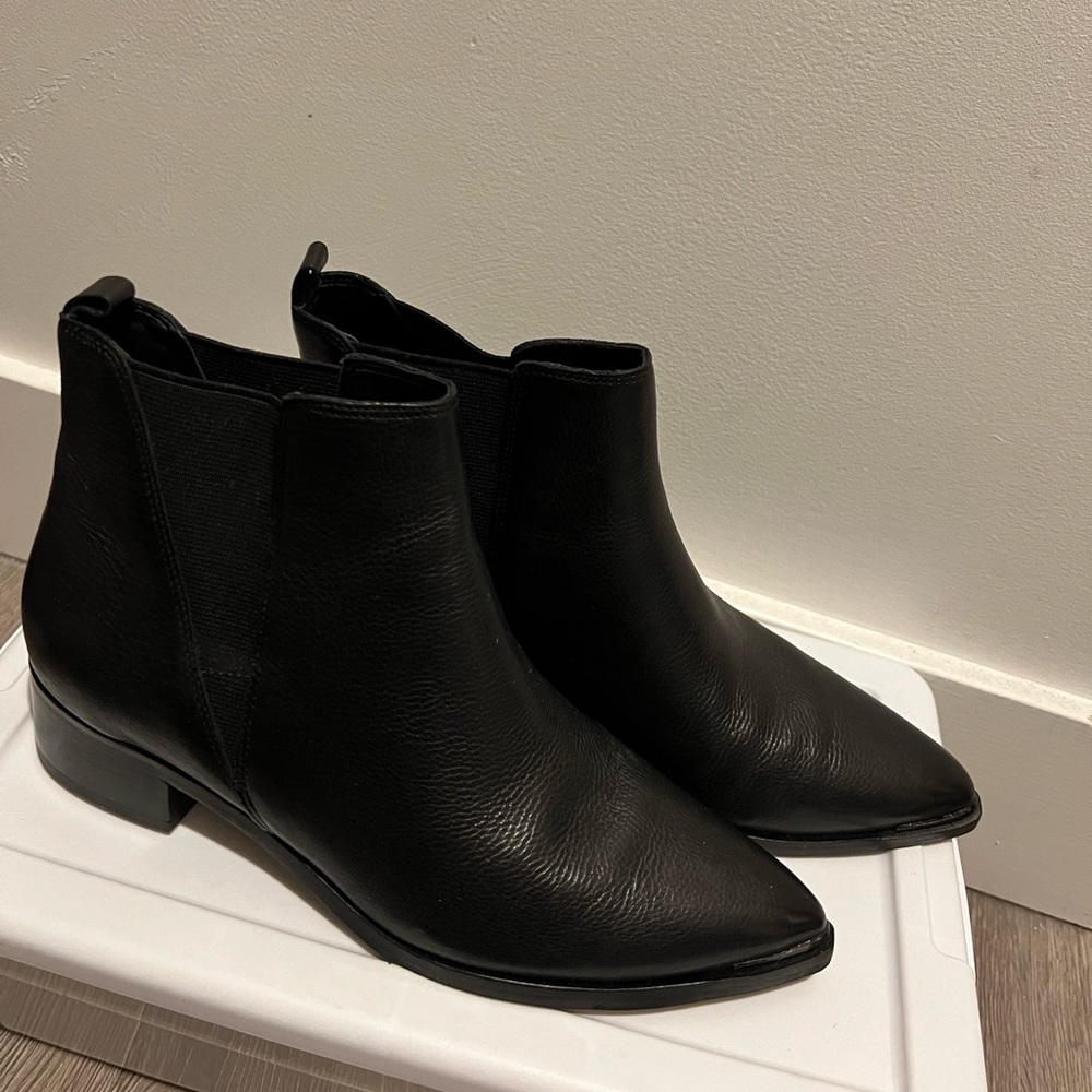Marc Fisher Booties In Size 6.5 - image 1